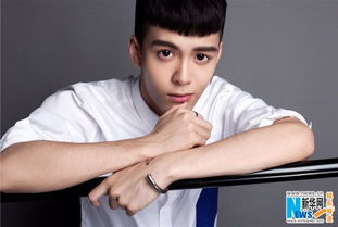 17岁曾舜晞新造型曝光 青春活力引领偶像新风尚